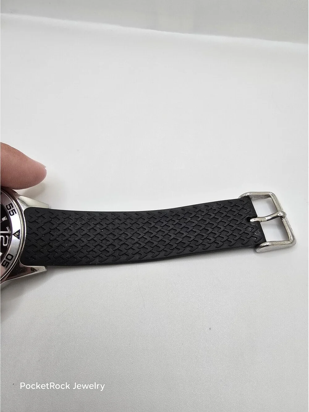 Lacoste 13000G Quartz Analog Date 40mm 50m SS Silver Case Black Dial Rubber